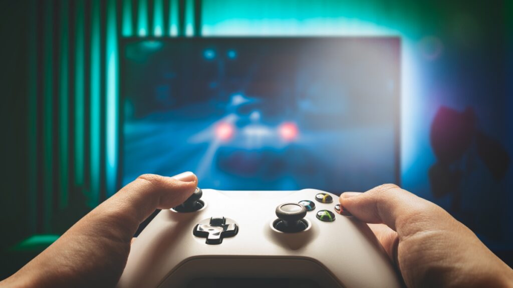 ゲームコントローラーと画面