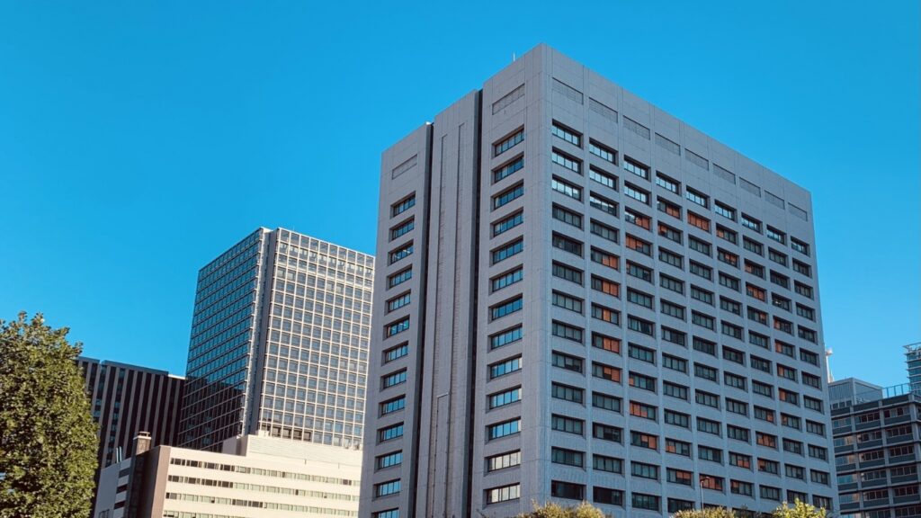 経産省